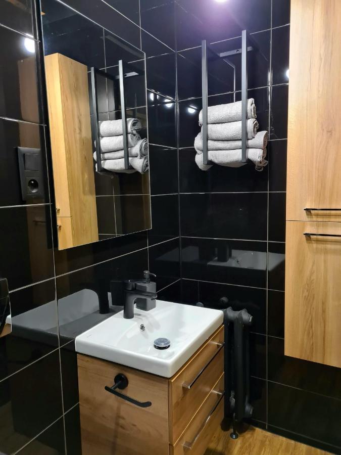 Apartament Walbrzych / Piaskowa Gora Exteriör bild